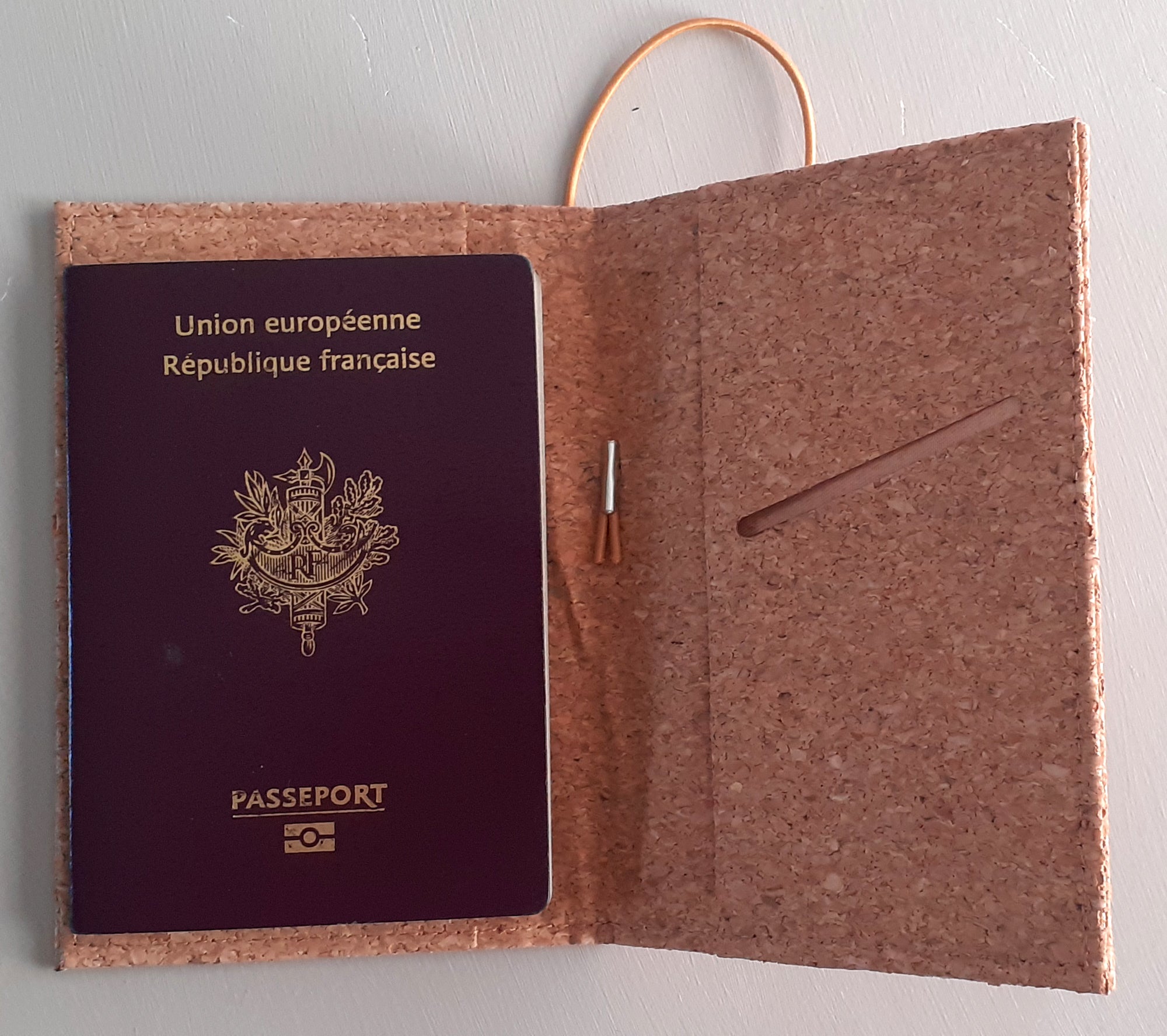 pochette pour passeport