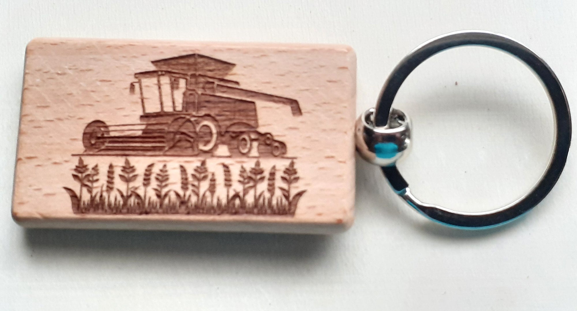 porte clef avec motif moissonneuse gravé au laser