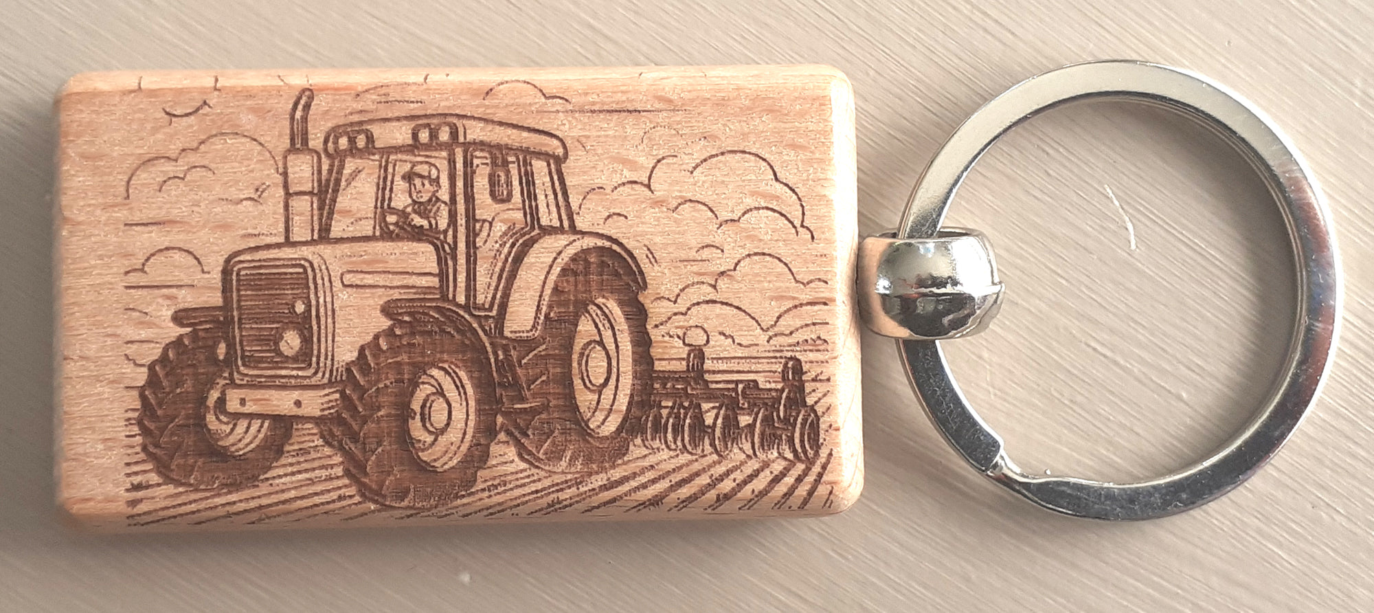 Porte-Clef Tracteur en Bois Gravé au Laser - Cadeau Agriculteur Original