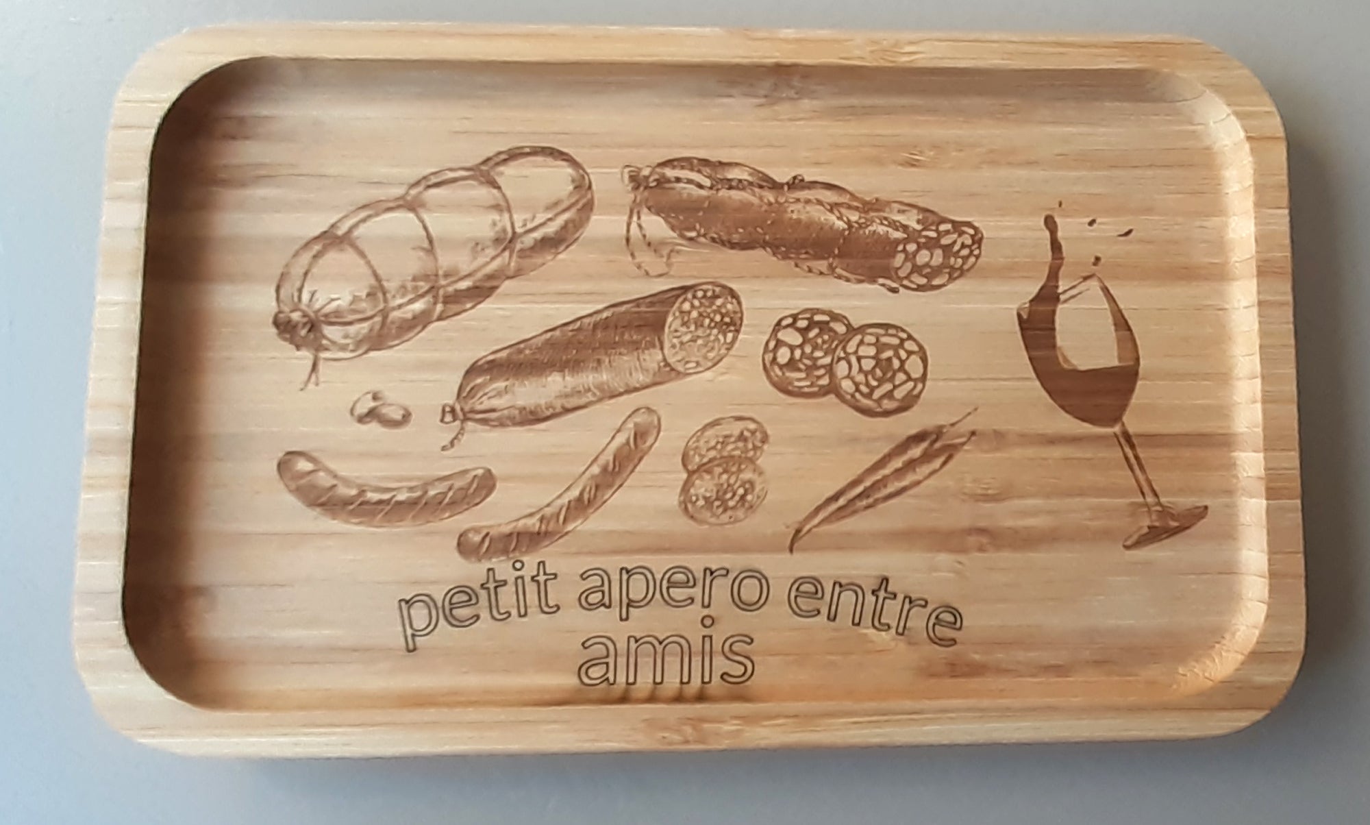 planche a decouper pour apero