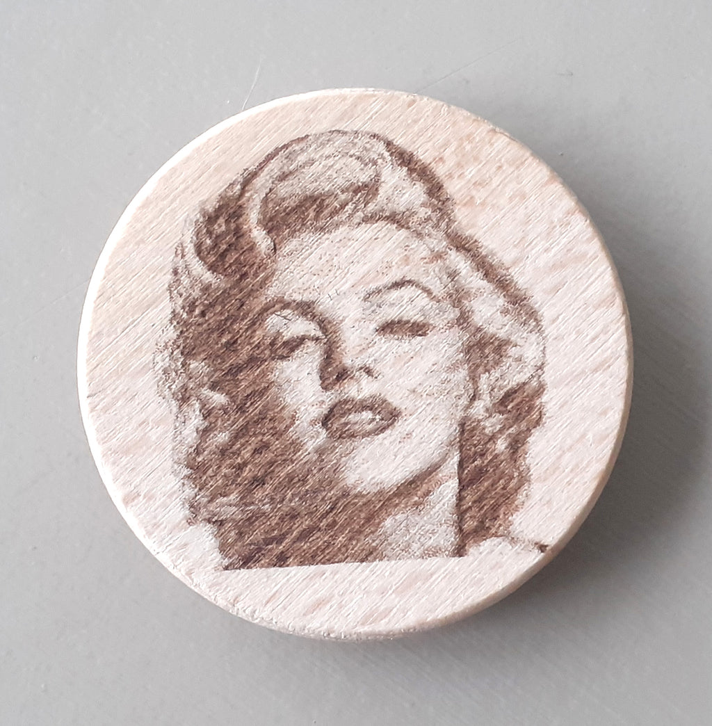 magnet marilyn monroe en bois