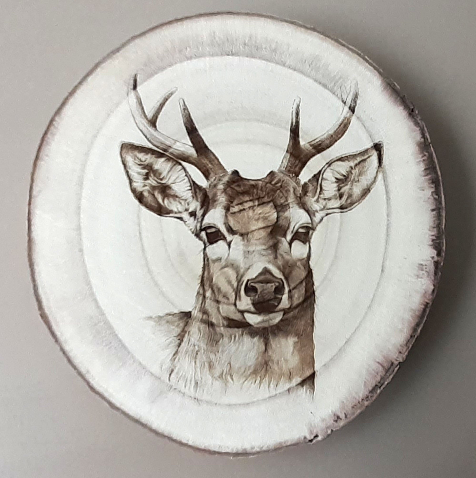 gravure sur bois naturel modele chevreuil