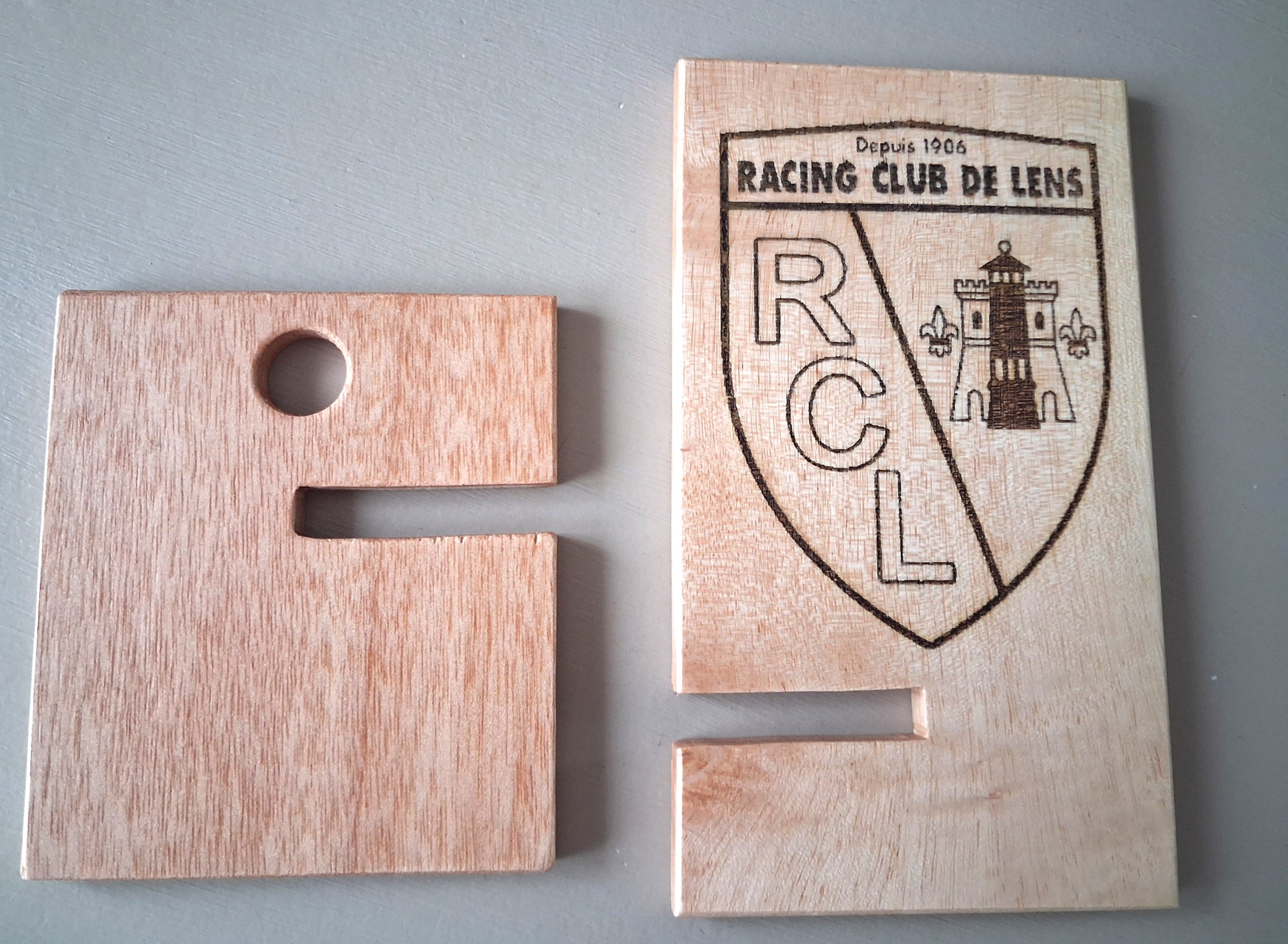 support pour telephone avec logo de foot lens