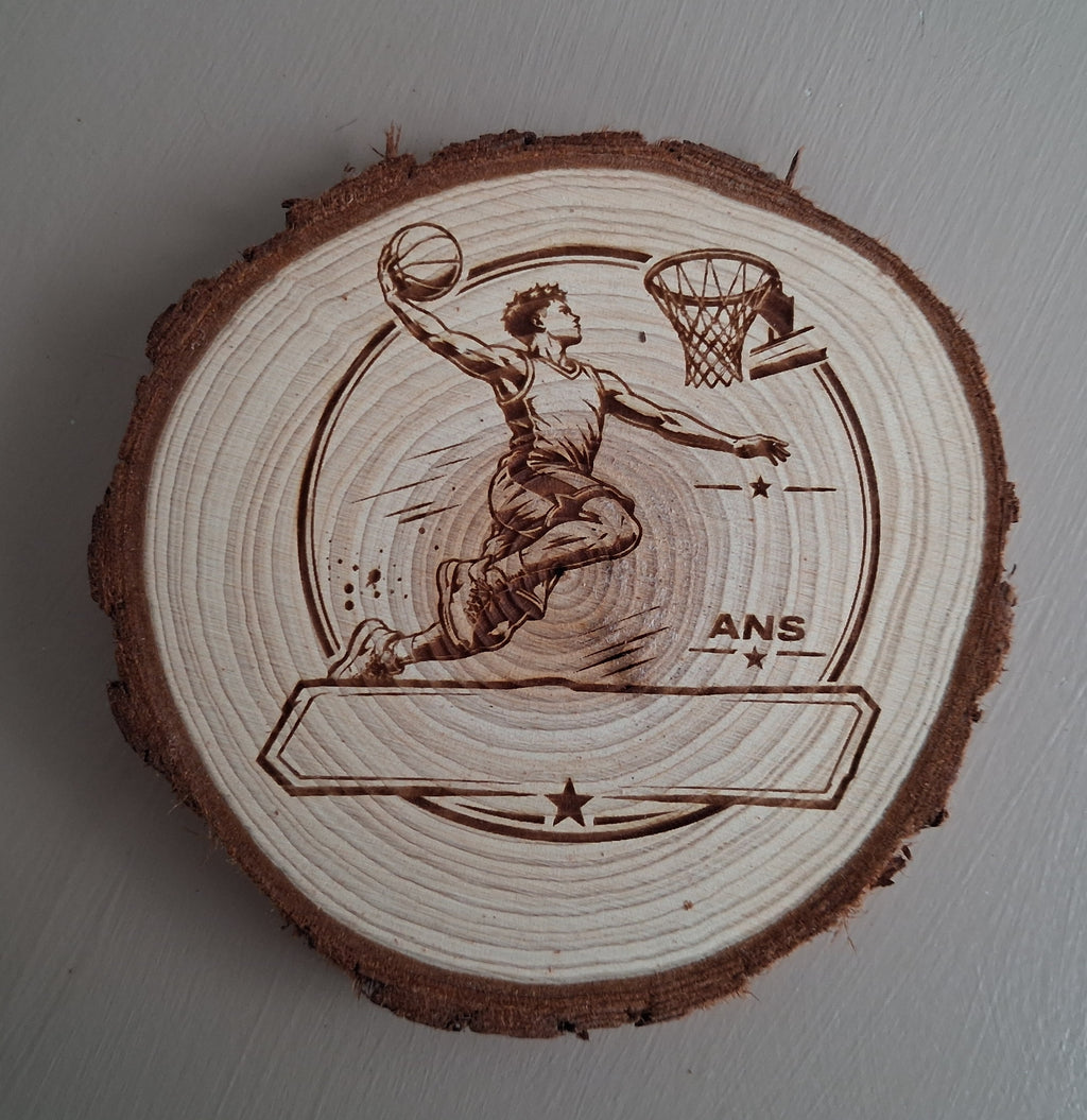 rondelle de bois personnalisable du basketteur