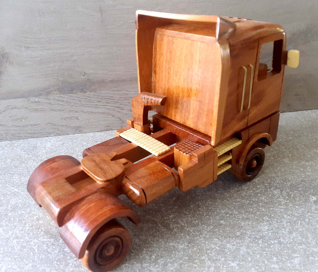 camion renault AE