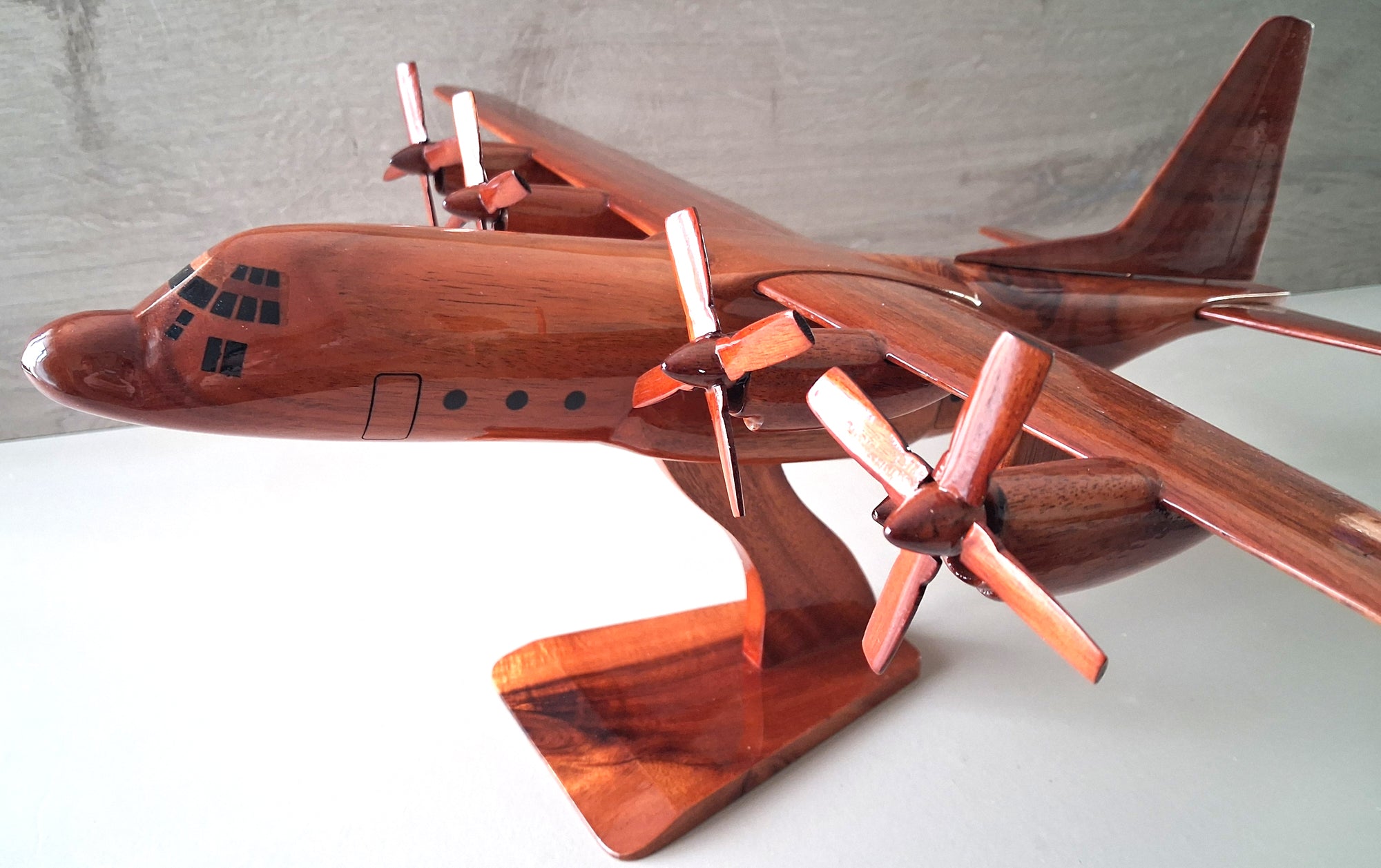 maquette avion de troupe hercules c 130