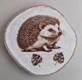 herisson dessin gravé sur bois naturel